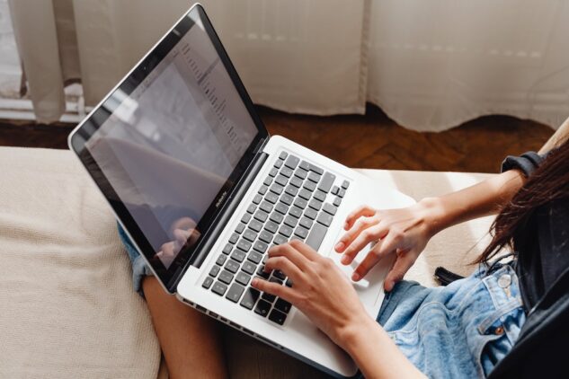 6 Ways to Stay Focused on Freelance Writing During the Coronavirus Pandemic