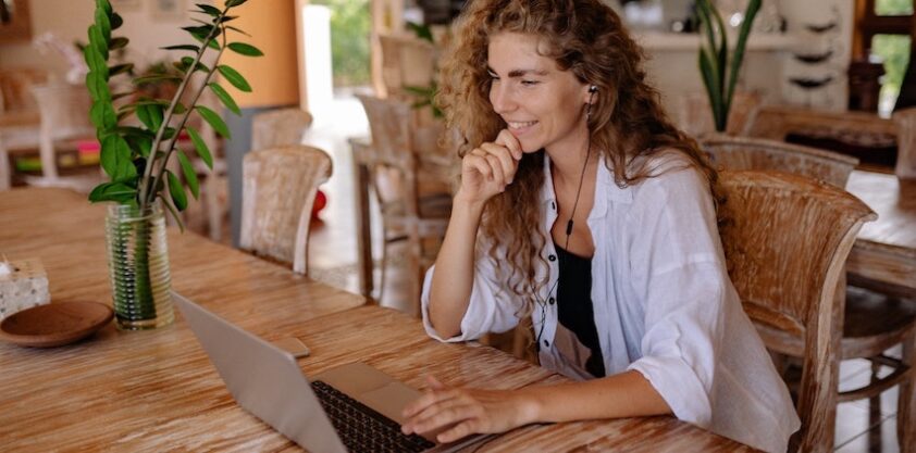 9 Tips On How to Write a Pitch For An Article